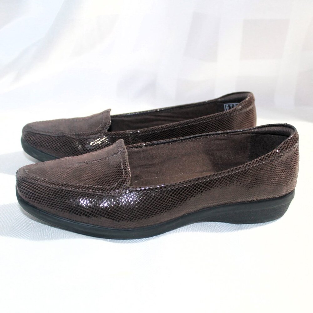 Clarks Haydn Gloss Soft Cushion Loafers, 7M - Picture 7 of 10